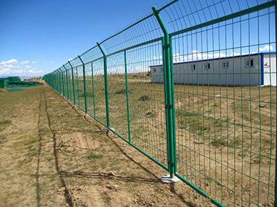 公路護欄網圖片3 公路護欄網圖片3