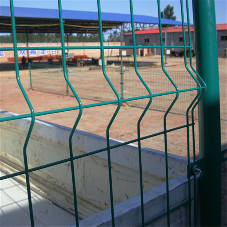 雙邊絲護欄網廠家圖片4 雙邊絲護欄網廠家圖片4