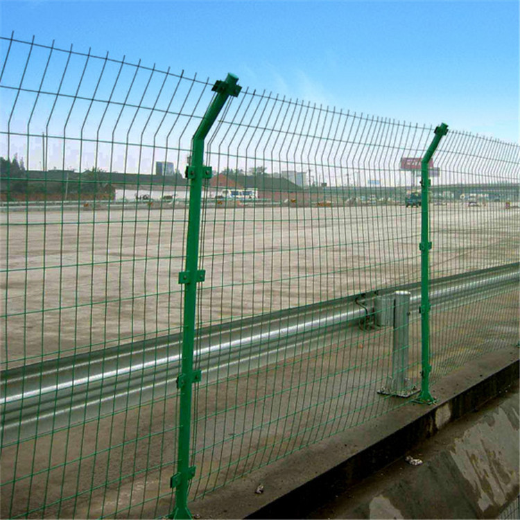 養殖圈地護欄網圖片1 養殖圈地護欄網圖片1