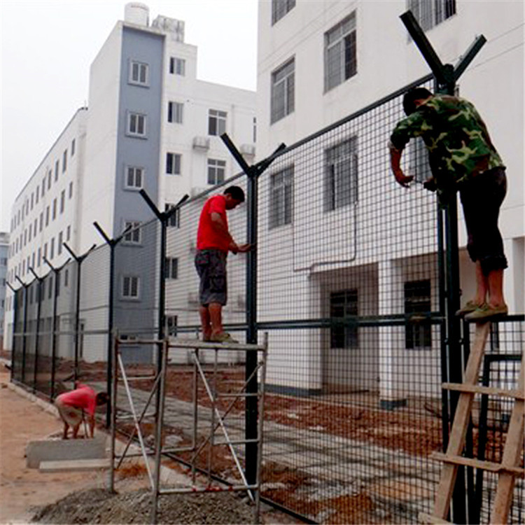 Y型立柱護欄網圖片2 Y型立柱護欄網圖片2