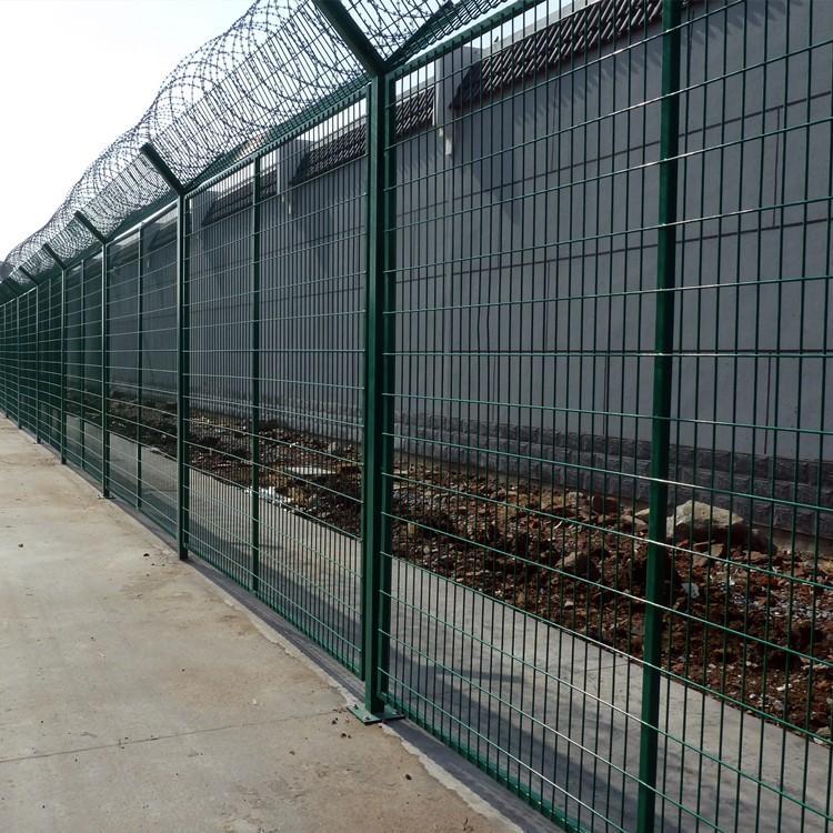 焊接隔離防護網(wǎng)圖片3 焊接隔離防護網(wǎng)圖片3