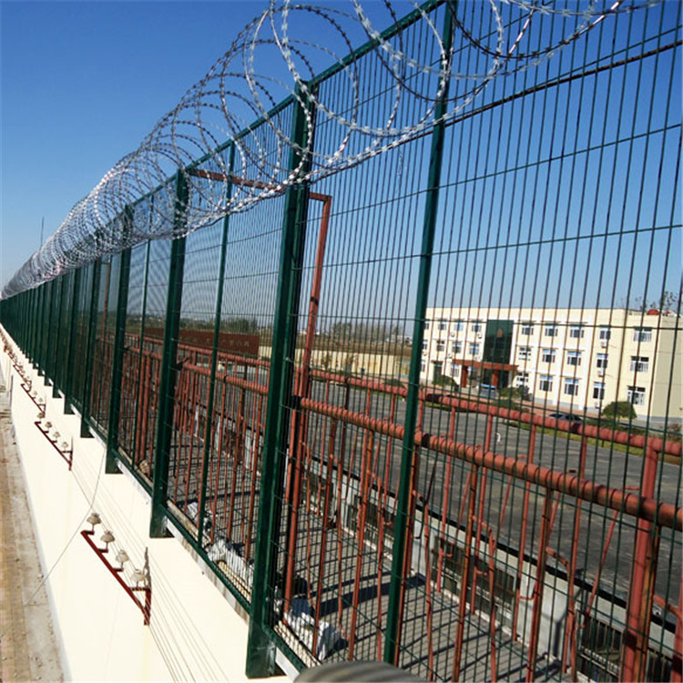 監(jiān)獄防逃脫隔離網(wǎng)圖片2 監(jiān)獄防逃脫隔離網(wǎng)圖片2