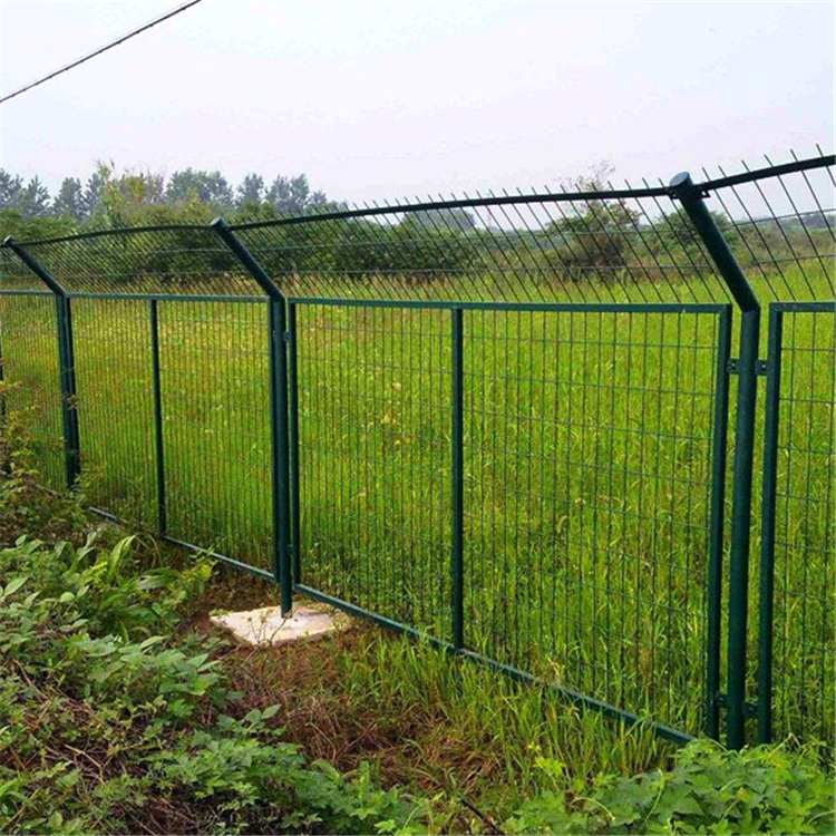 低碳鋼絲隔離網圖片2 低碳鋼絲隔離網圖片2