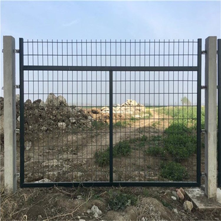 高鐵鐵絲網圍欄圖片2 高鐵鐵絲網圍欄圖片2