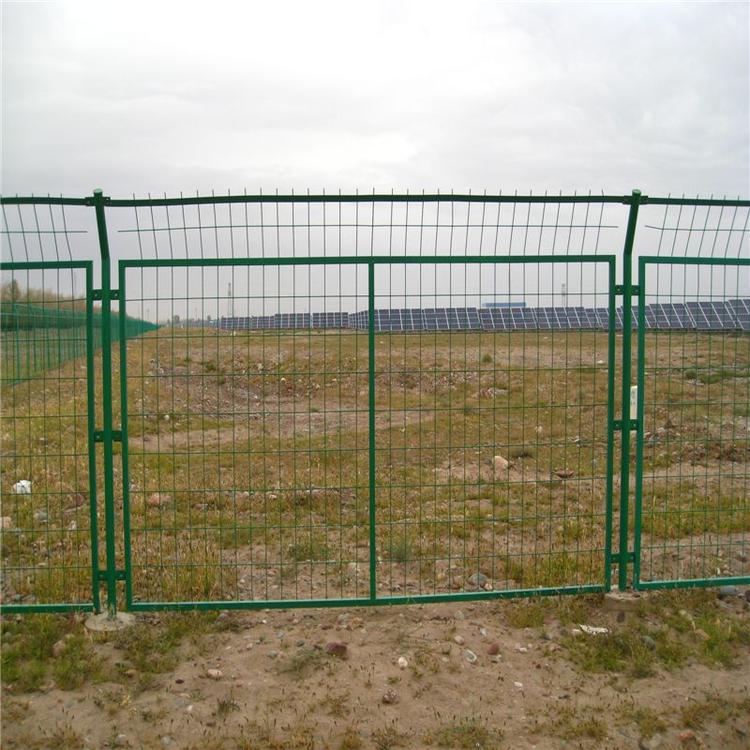 公路園林隔離防護(hù)網(wǎng)圖片3 公路園林隔離防護(hù)網(wǎng)圖片3