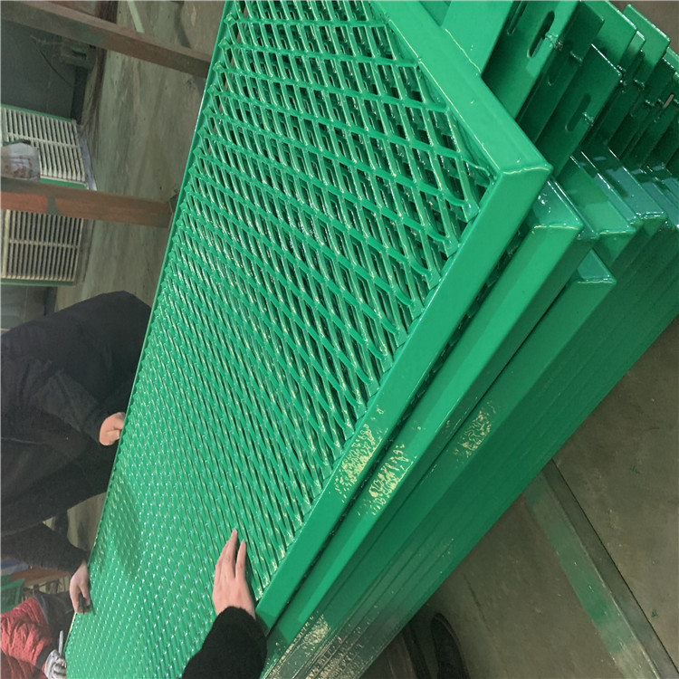 鋼板網護欄網圖片4