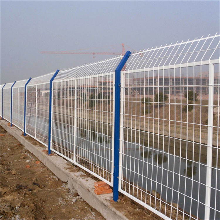 池塘安全隔離網(wǎng)圖片4 池塘安全隔離網(wǎng)圖片4